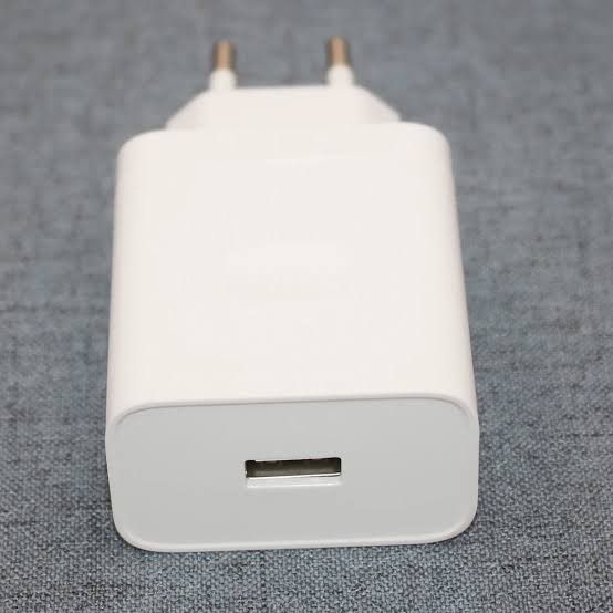 Slow%20charge%20adapter%20-%20Image%202
