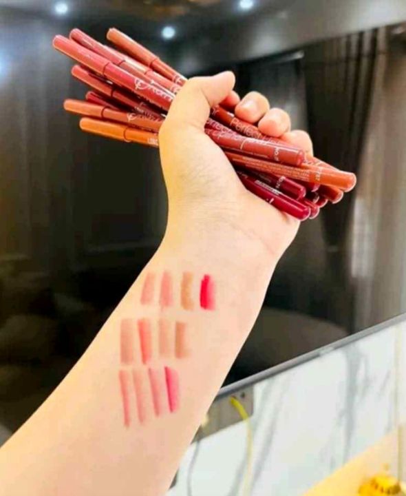 fitess%20Mme%20Flonner%20lipliner%2012%20pcs%20&%206%20pcs%20Set%20Flonner%20wooden%20Lipstick%20-%20Image%203