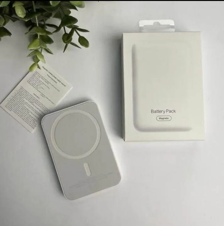 Apple%20Magsafe%20Battery%20Pack%2010000Mah%20Wireless%20Power%20bank%20magsafe%20battery%20charger%20-%20Image%202