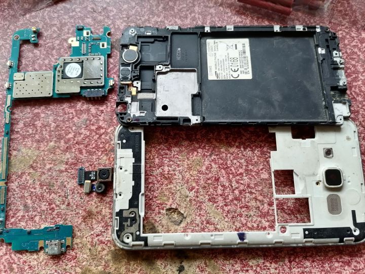 Samsung Galaxy j7 broad and casing Original motherboard