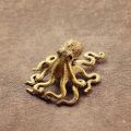 Hand Made Small Octopus Statue Metal Brass Tea Pet Table Ornament Lucky Home Decorations Accessories Chinese Tea Set Craft Gift. 