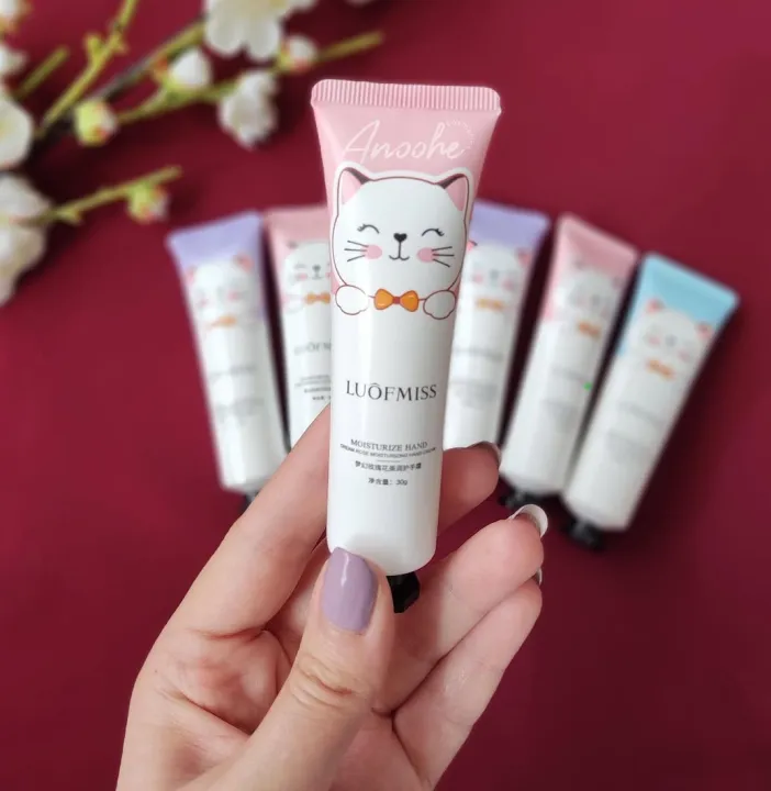 Luofmiss%20Beautecret%20Cute%20Moisturize%20cat%20hand%20Cream%20-%20Image%203