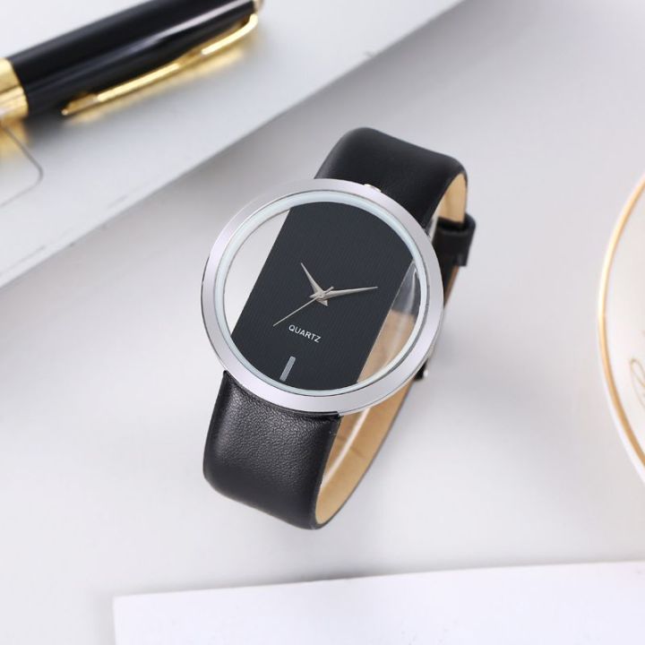 Simple%20Fashion%20Atmospheric%20Transparent%20Hollow%20Neutral%20Men's%20and%20Women's%20Watch%20Live%20Couple%20Belt%20Quartz%20Watch%20-%20Image%203
