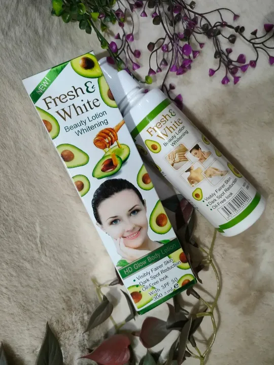 Fresh%20&%20White%20Emergency%20Whitening%20Body%20Lotion%20-%20300ml%20-%20Image%202
