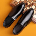 Fashion Men Formal Shoes Black Leather Casual Shoes High Quality Men's Business Shoes Slip on Loafers Comfoftable Driving Shoes. 