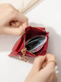 Simple and fashionable ladies short card holder ultra-thin small wallet zipper buckle ladies credit card holder coin purse bag. 