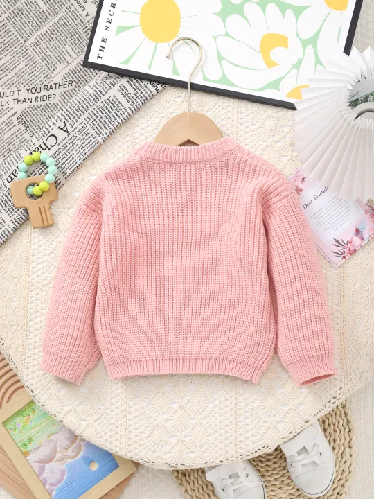 Baby%20Girl%20Knitted%20Round%20Neck%20Sweater%20with%20Letter%20Big%20Sister%20and%20Floral%20Embroidery,%20Fresh%20and%20Versatile,%20Ins%20Hot-Selling%20Top%20-%20Image%202