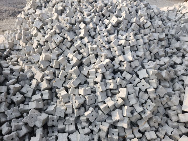Concrete%20Spacers%20Multi%204%20in%201%20#%20steel%20%20cover%20blocks%20%5B%20170%20peices%5D%20-%20Image%204