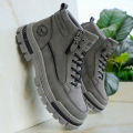 Men's high top denim boots, casual sports shoes, trendy and fashionable men's boots. 