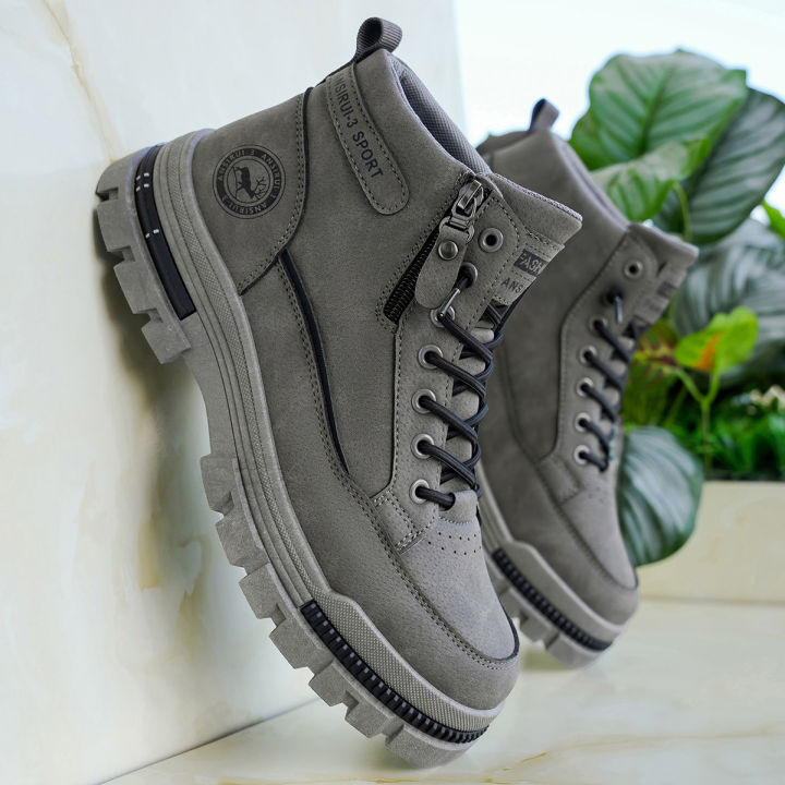 Men's%20high%20top%20denim%20boots,%20casual%20sports%20shoes,%20trendy%20and%20fashionable%20men's%20boots%20-%20Image%202