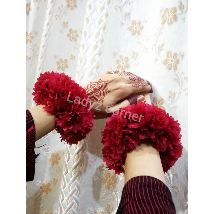 artificial%20flower%20gajray%20-%20artificial%20gajray%20-%20maroon%20gajray%20-%20gajray%20-%20gajra%20-%20Image%202