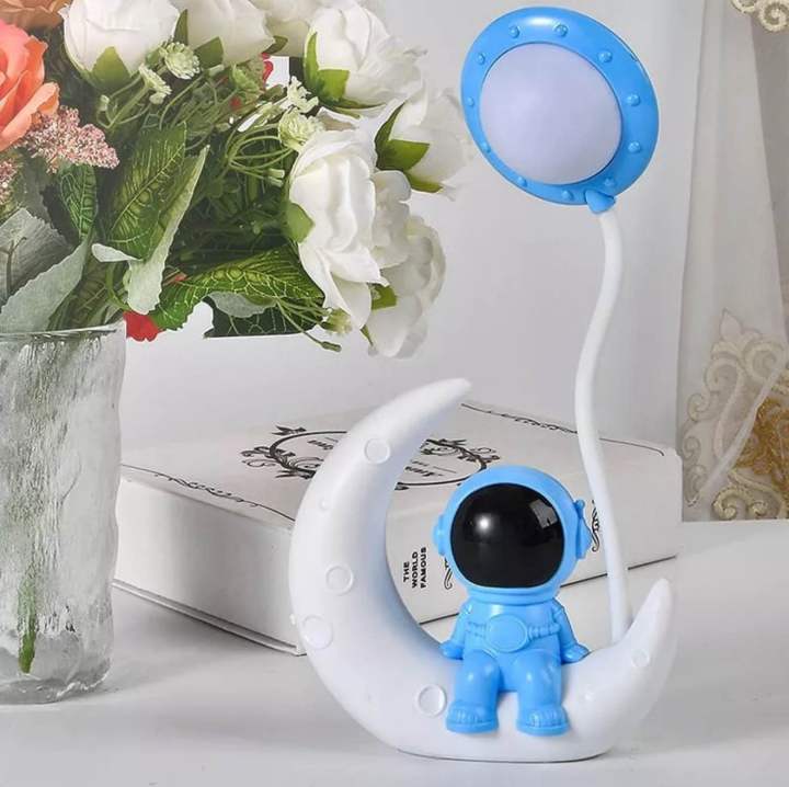 Usb%20Rechargeable%20Astronaut%20Moon%20Night%20Light%20Decoration%20Astronaut%20Eye%20Protection%20Led%20Desk%20Lamp%20for%20Kids%20Bedside%20Gift%20-%20Image%203