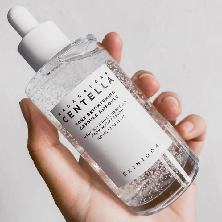 Centella%20Tone%20Brightening%20Capsule%20Ampoule%20100%20mL%20SKIN1004%20-%20Image%204