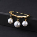 Elegant Fashion Pearls Brooch Pins For Women Fixed Straps Charm Safe Pin Brooches Clothing Clip Badge Dress Buckle Diy Jewelry. 