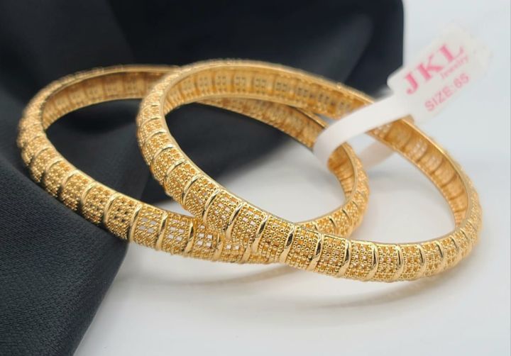 Gold-plated%20bangles.Golden%20Bangles%20/kara%20-%20Image%202