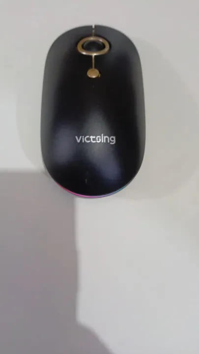 VICTSING%20WIRELESS%20RECHARGEABLE%20BIG%20SIZE%20ERGONOMIC%20MOUSE%20-%20Image%204