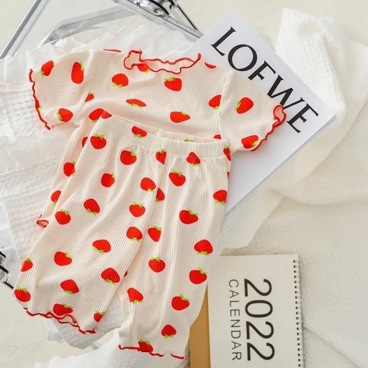 Korean-Inspired%20Baby%20Pajamas%20-%20Minimalist%20Dot%20Print%20PJ%20Set,%20Organic%20Cotton%20Summer%20Sleepwear%20for%20Infant%20Girls%20-%20Image%204