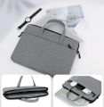 Waterproof 14 15.6 Inch Laptop Bags & Covers Messenger Sleeve Customized Polyester Ladies Computer Laptop Bag For Women Men. 