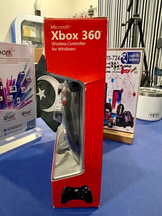 *%20Xbox%20360%20Wireless%20Controller%20-%20Image%203
