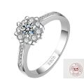 Luxury 925 Sterling Silver Classic Ring for Women  snowflake jewelry simple 30ct diamond ring imitation diamond women's ring. 
