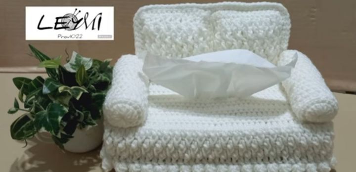 Handmade%20Crochet%20Sofa%20Tissue%20box%20Cover.%20-%20Image%205