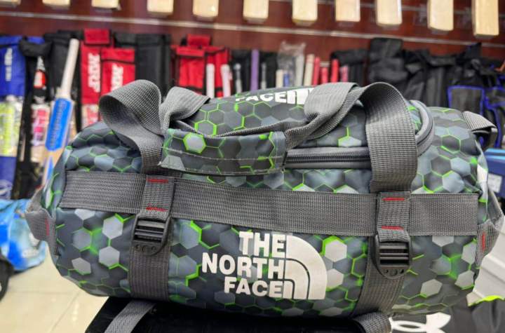 Side%20bag%20(%20the%20north%20face%20)%20-%20Image%203