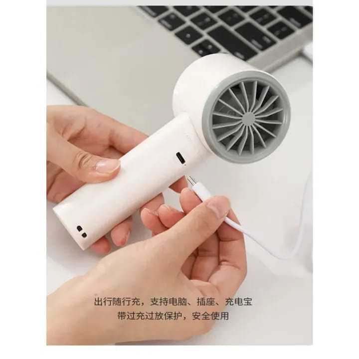 Simple%20handheld%20small%20fan%20USB%20rechargeable%20portable%20mini%20electric%20fan%20summer%20outdoor%20silent%20turbo%20fan%20-%20Image%207
