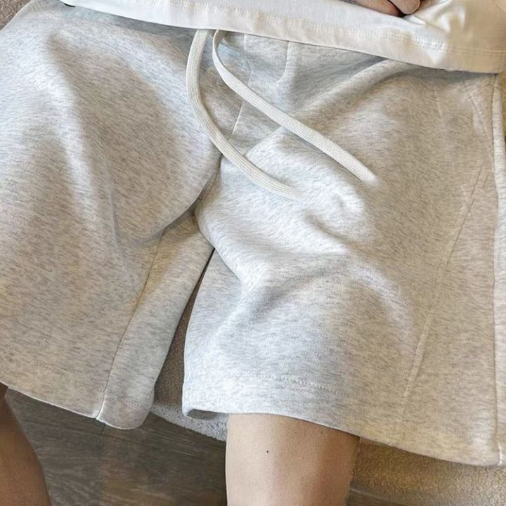 Summer%20Casual%20American%20Loose%20Shorts%20Versatile%20Fashion%20Sports%20Straight%20Leg%20Casual%20Trendy%20Brand%20Simple%20Five%20Quarter%20Pants%20for%20Men%20-%20Image%202