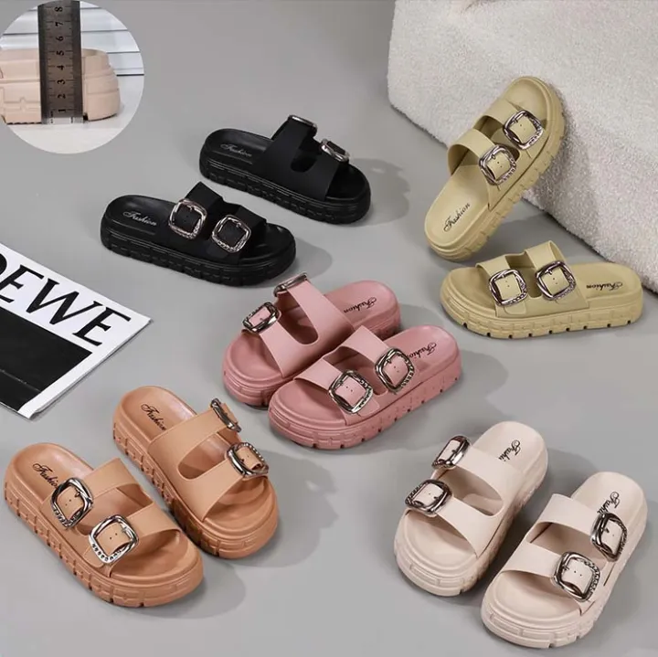 Women's%20Fashion%20Thick%20Sole%20Sandals%20-%20Adjustable%20Strap%20Flip%20Flops,%20Flat%20Open-Toe%20Beach%20Slides%20for%20Outdoor%20Summer%20Wear%20-%20Image%205