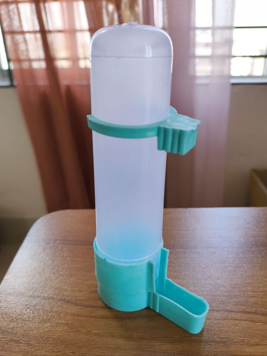 Bird Water Drinker Feeder Waterer with Clip Pet Bird Supplies Dispenser Bottle Drinking Cup Bowls For Pet Parrot Pigeon Drinkers