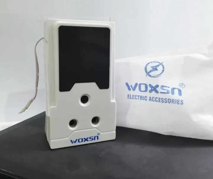 Air%20Condition%20Power%20Protector%20With%20Volt,%20Ampere%20&%20Temperature%20Meter,%20Over%20&%20Under%20Voltage%20Protection%20For%20AC%20Cabinet%20Smart%20Monitor%20Fridge%20&%20Deep%20Freezer%20accessories,%20Timer%20Relay%20Breaker%20-%20Image%202