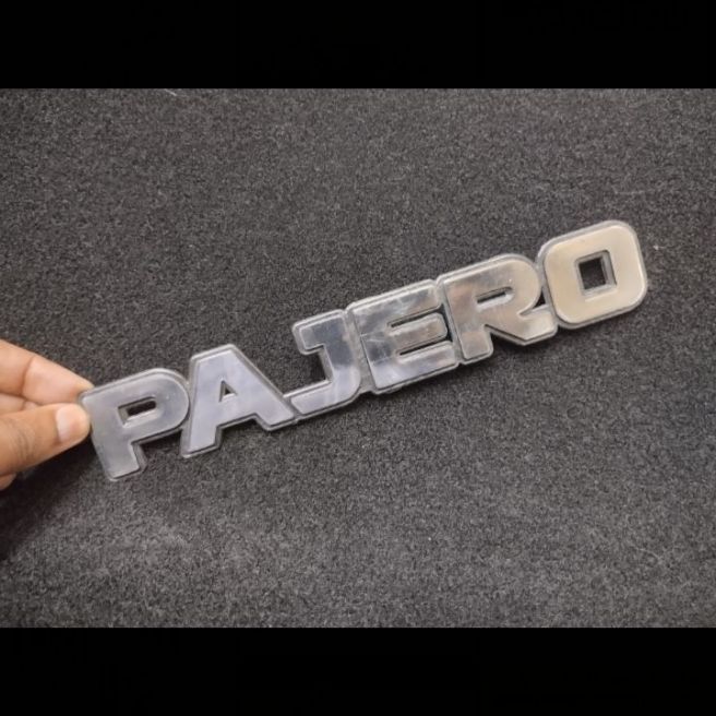 PAJERO%20monogram%20Logo%20Emblem%20(1%20Pis)%203D%20Sticker%20Nickel%20Plastic%20Car%20accessories%20Decoration%20Item%20-%20Image%202