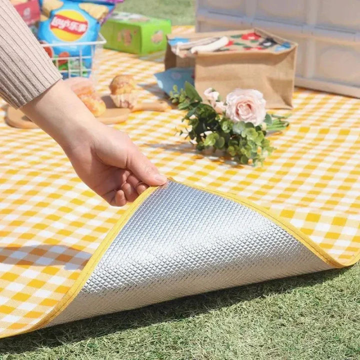 Outdoor%20Moisture-Proof%20Mat,%20Thickened%20Picnic%20Mat,%20Camping%20Field%20Waterproof%20Lawn%20Tent,%20Portable%20Floor%20Mat,%20Outdoor%20Beach%20Canvas%20-%20Image%203