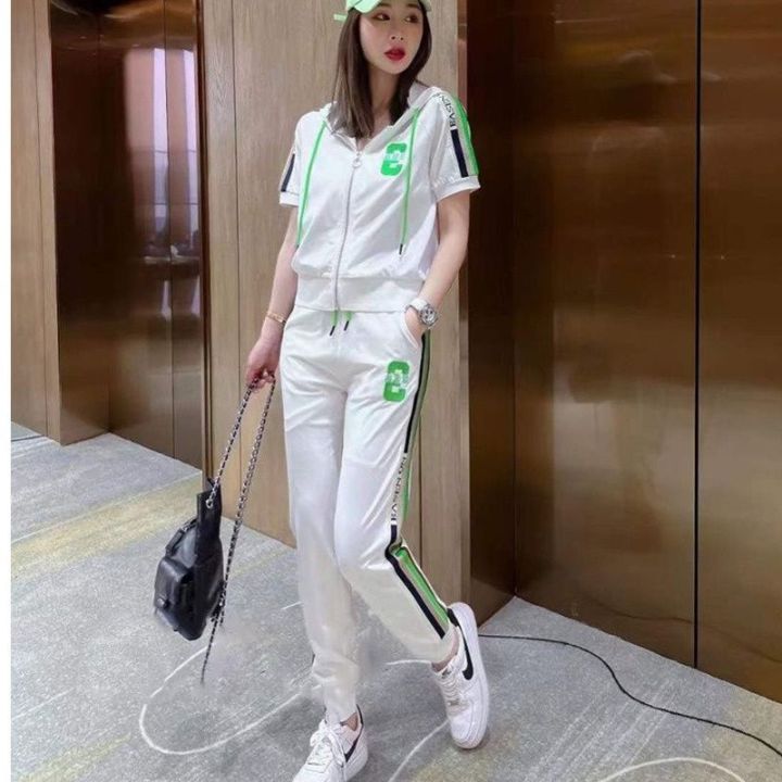 Women's%20Fashion%20Suit%20Spring%20Summer%20New%20Zipper%20Hooded%20Short%20Sleeve%20Coat%20Casual%20Crop%20Tops%20Pants%202%20Two%20Piece%20Set%20For%20Women%20Clothing%20-%20Image%202