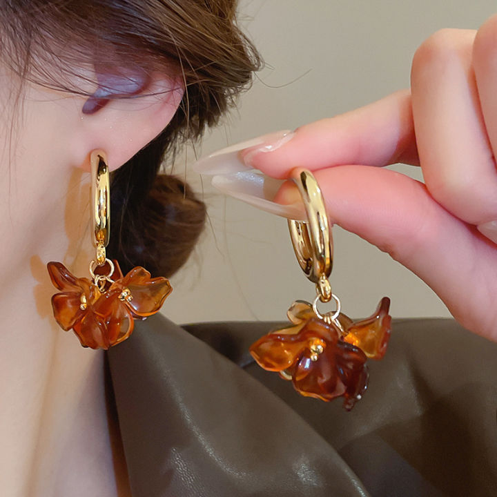 Maillard%20Flower%20Clusters%20Drop%20Earrings%20Vintage%20Acrylic%20Dangle%20Earring%20Light%20Luxury%20Smudging%20C-shaped%20Ear%20Studs%20Party%20Jewelry%20K%20-%20Image%205