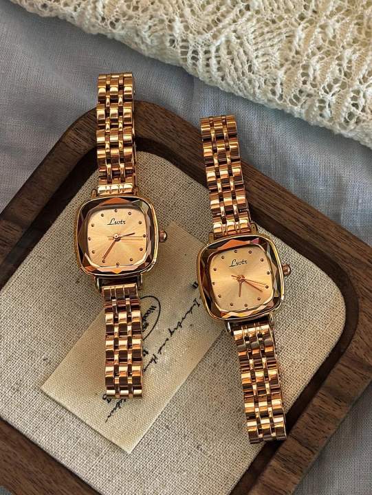 Luxury%20Women%20Watches%20Fashion%20Simple%20Square%20Quartz%20Watch%20Casual%20Women%20Watch%20Business%20Folding%20Alloy%20Ladies%20Clock%20Relogio%20Feminino%20-%20Image%203