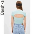 Bershka T-Shirt Collection: Elevate Your Casual Cool with Trendsetting Styles and Comfortable Elegance. 