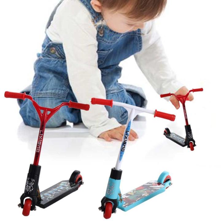 Finger%20Scooter%20Mini%20Skate%20Park%20Ramp%20Set%20Finger%20Scooter%20Fingertip%20Bike%20Fingerboard%20Extreme%20Sports%20Toys%20Bikes%20Fingerboard%20Toys%20-%20Image%205