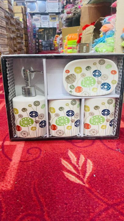 4 pc ceramic bathroom use set