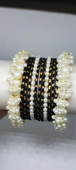 Pearl%20And%20Velvet%20Bangles%20Set%20For%20Girls%20And%20Women/%20Trending/Fashion/Bangles%20-%20Image%203