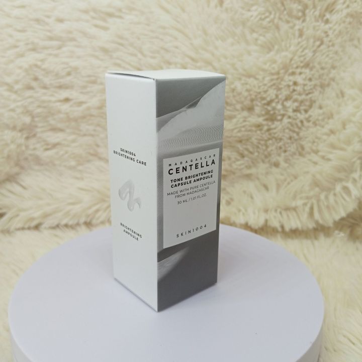 SKIN1004%20Madagascar%20Centella%20Tone%20Brightening%20Capsule%20Ampoule%20-%20Image%202