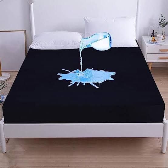 100% Waterproof and Dust Proof Mattress Cover. Anti Bug and Best Quality