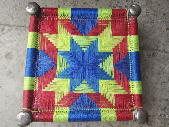 Multi Colour Fixed Stool,Iron peeri,Iron chowki,best stool