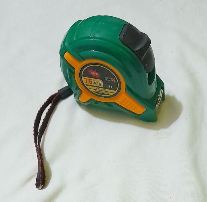 measuring%20tape%207.5m%20(25%20feet)%20-%20Image%202