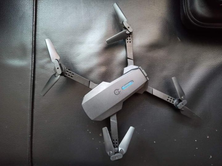 Drone%20E525,E99%20Pro,K3/E88%20Pro%20Ful%20Hd%20Dual%20camera%20Drone%20V.2%202023%20With%20Bag,%20WiFi%20FPV%20Drone%20with%204K%20HD%20Front%20Camera%20and%20480P%20Bottom%20Camera,%20Foldable%20RC%20Qudcopter%20with%20Headless%20Mode,%20Altitude%20Hold,%20Storage%20Bag,%20Drone%20drone%20camera,%20camera%20drone%20-%20Image%204