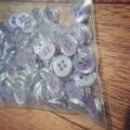 100-piece 4-hole buttons pack. 