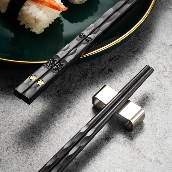 5Pairs%20High%20Quality%20Japanese%20Non-Slip%20Chopsticks%20Korean%20Home%20Hotel%20Restaurant%20Portable%20Healthy%20Food%20Stick%20For%20Sushi%20Chopsticks%20-%20Image%204