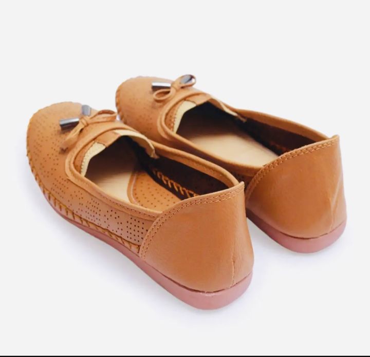 Girls%20Formal%20Loafers%20Design%20Shoes%20-%20Fashionable%20and%20Comfortable%20-%20Image%202