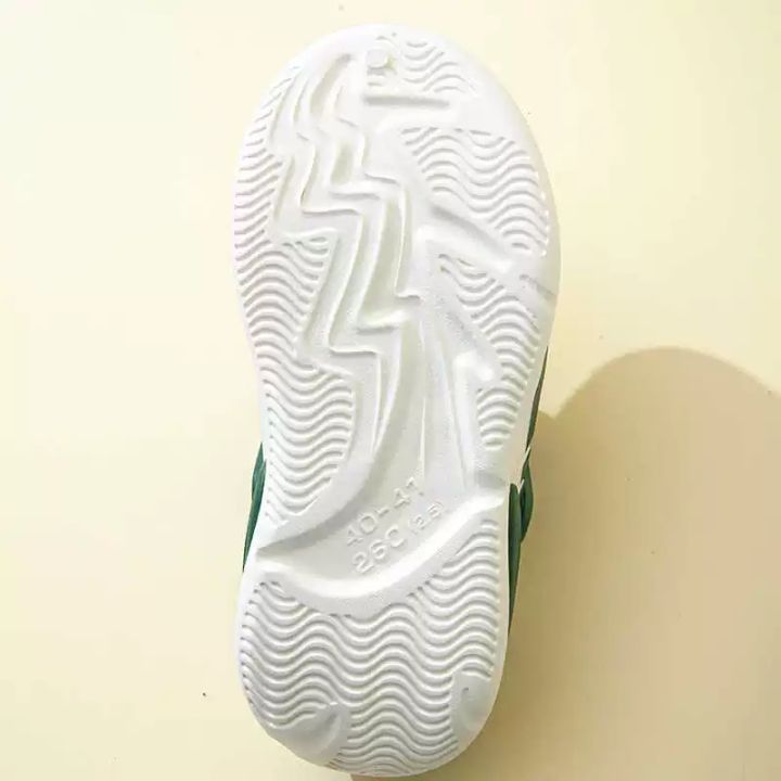 1Lightweight%20Soft%20Sole%20Two-way%20Wear%20Home%20Garden%20Clogs%20Crocs%20For%20Men%20-%20Image%204