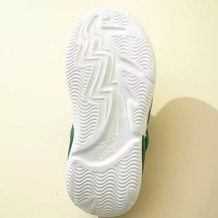 1Lightweight%20Soft%20Sole%20Two-way%20Wear%20Home%20Garden%20Clogs%20Crocs%20For%20Men%20-%20Image%204